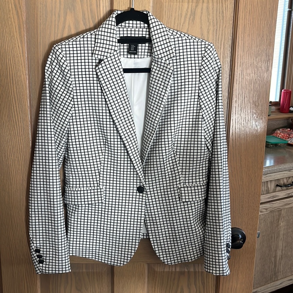 Rachel Zoe black and white blazer
